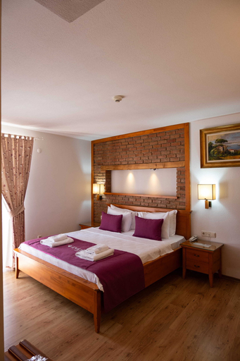 Bedroom 3, Leylak Boutique Hotel & Brasserie - Boutique Class, Çeşme