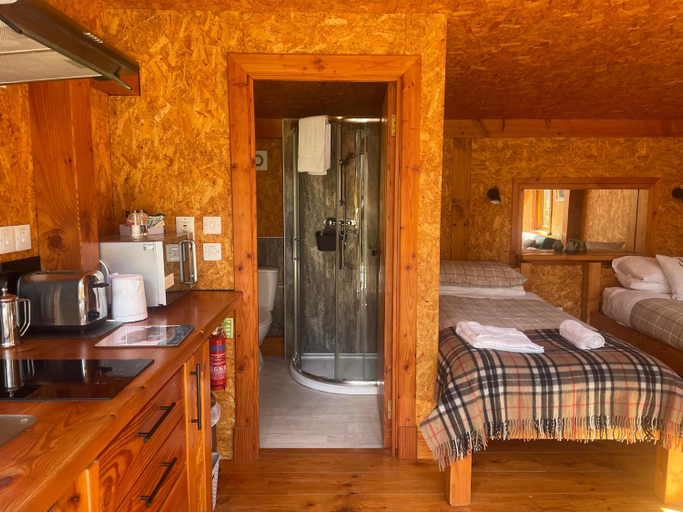 Bedroom 2, Caledonian Glamping, Highland
