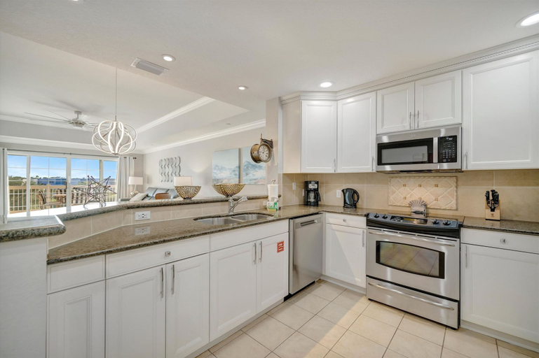Room 5, Disney in 15 Min 3BR Balcony Golf Views, Osceola