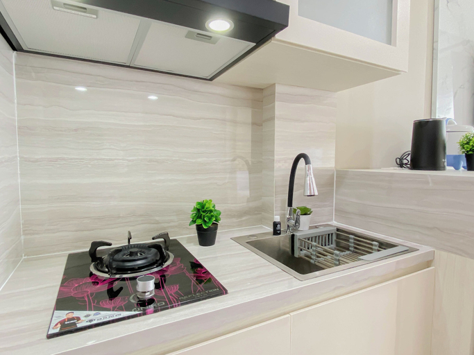 Private kitchen 5, Bright And Cozy Studio At Royal Sentul Park Apartment, Bogor