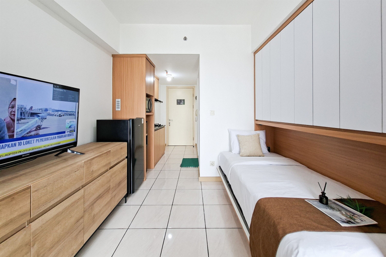 Interior 3, Cozy And Decent Studio Room At Apartment M-Town Residence, Tangerang