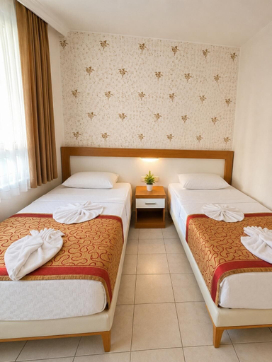 Bedroom 2, KLEOPATRA AYTUR APART HOTEL, Alanya