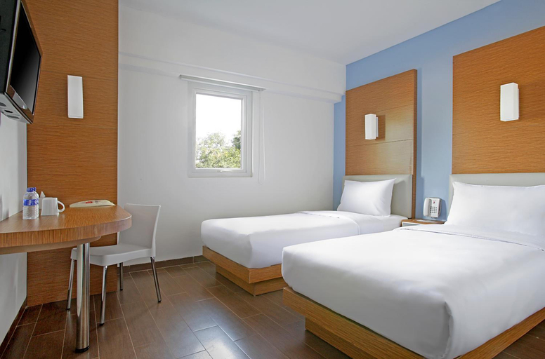 Bedroom 4, Amaris Hotel Cirebon, Cirebon