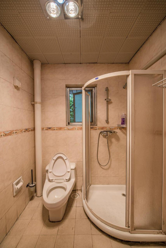 Bathroom 5, Arthur's Roof-Top, Chengdu