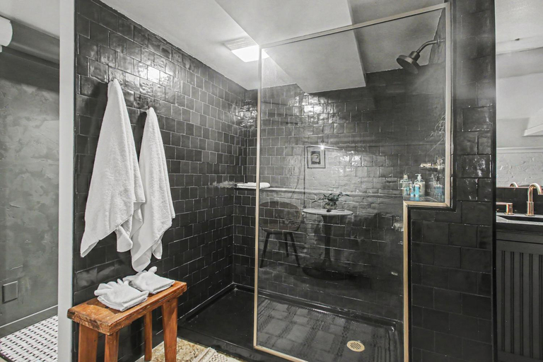 Bathroom 2, Kingsley House Bed & Breakfast - Full Home, Allegan