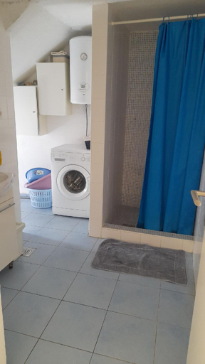 Bathroom 3, Detached house for 6 by the sea, private garden , Preko