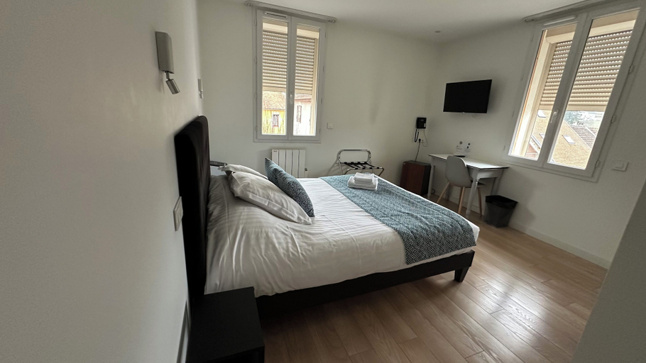 Room 2, Hôtel du Fer à Cheval, Savoie
