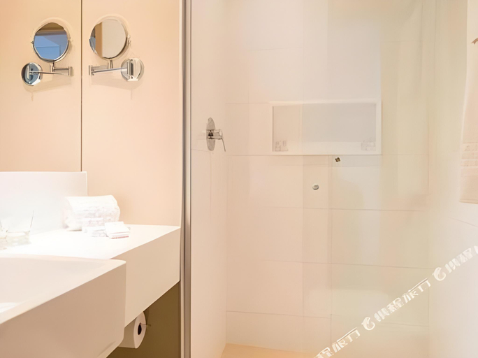 Bathroom 4, Americas Barra Hotel, Rio de Janeiro