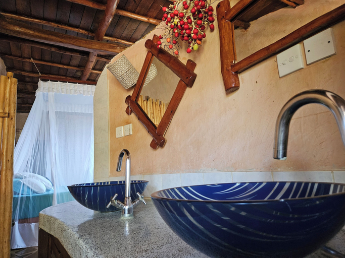 Others 1, Room-colobus Suite of 40m2 in Villa 560, Lungalunga