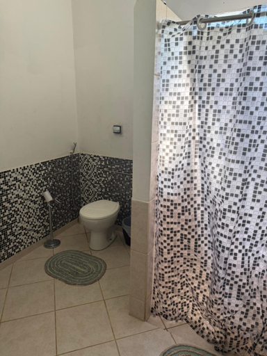 Bathroom 3, VILLA ARATOCA, Garça