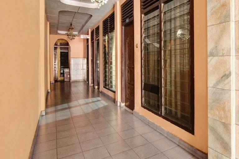 Others 2, SPOT ON 2690 Hotel Tampan, Pekanbaru
