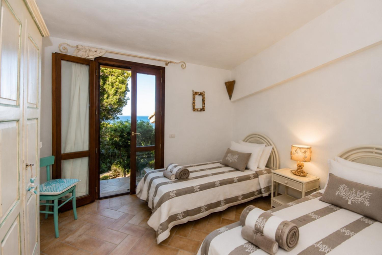 Others 3, Villa Turchese - Key to Villas, Olbia-Tempio