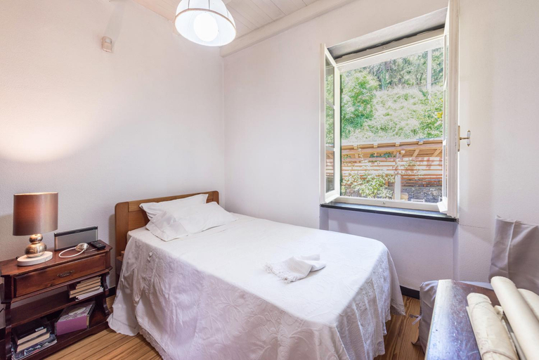 Bedroom 2, Ca dei gruppi, Genova