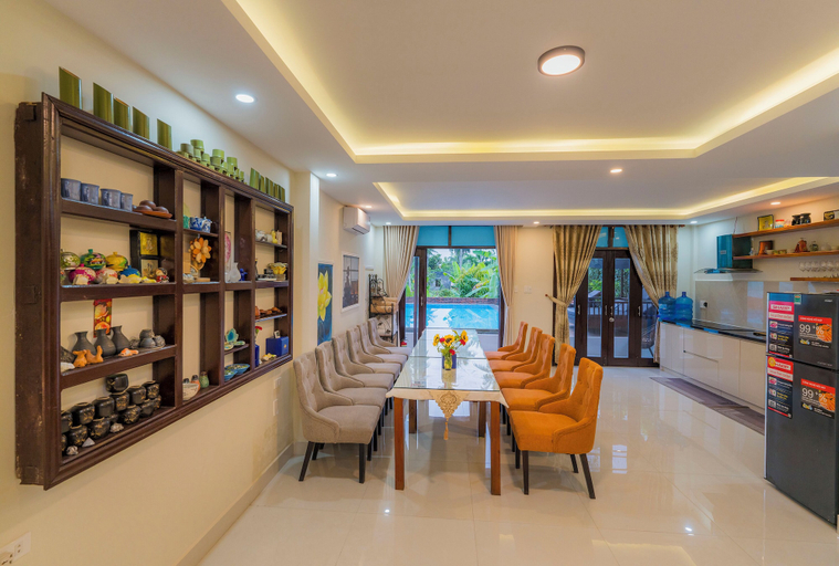 Food & Drinks, VIP Garden Villa and Pool, Da Nang