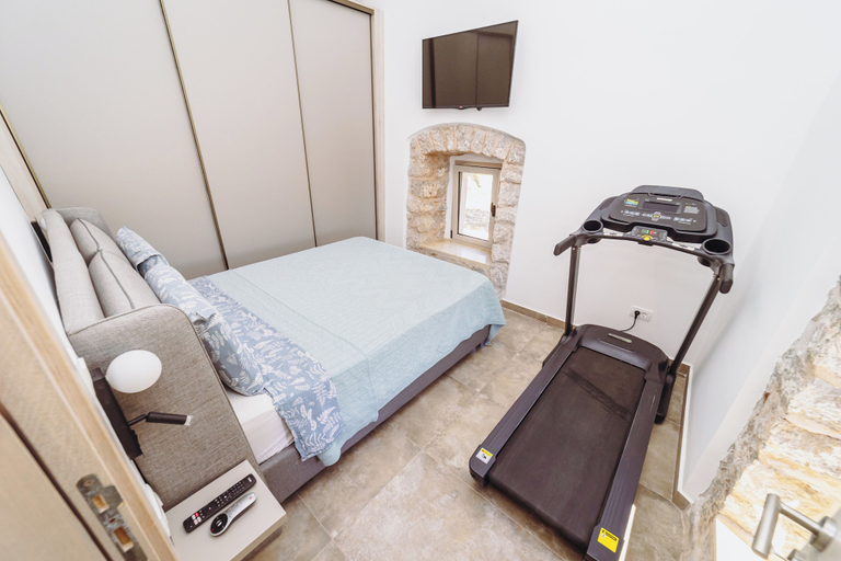 Room 2, Heritage House Strahinja
