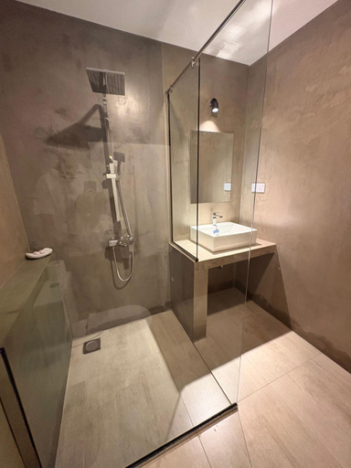 Bathroom 5, Paaruwa Nature Resort, Bandaragama
