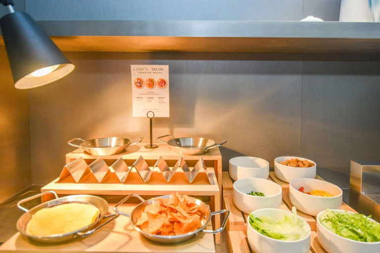 Food & Drinks 5, Atour Light Hotel Nanjing South Railway Station South Square, Nanjing