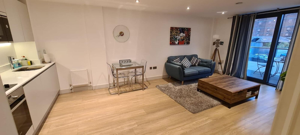 Living area 2, Cosy Retreat in Gloucester, Gloucestershire
