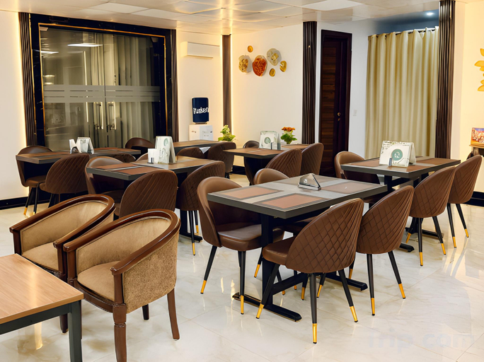 Food & Drinks 5, Hotel Grand Regency by JMD Group, Delhi