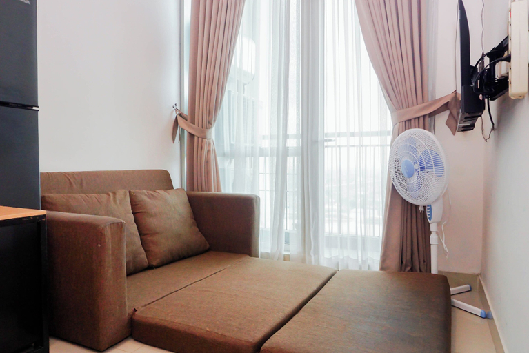 Living room 3, Minimalist 1Br Apartment At Tamansari Iswara, Bekasi