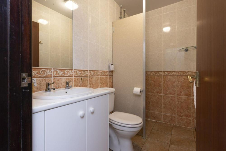 Bathroom, Tricky's Hotel, Cornwall