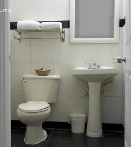 Bathroom, Hotel Republica Panama, Panamá