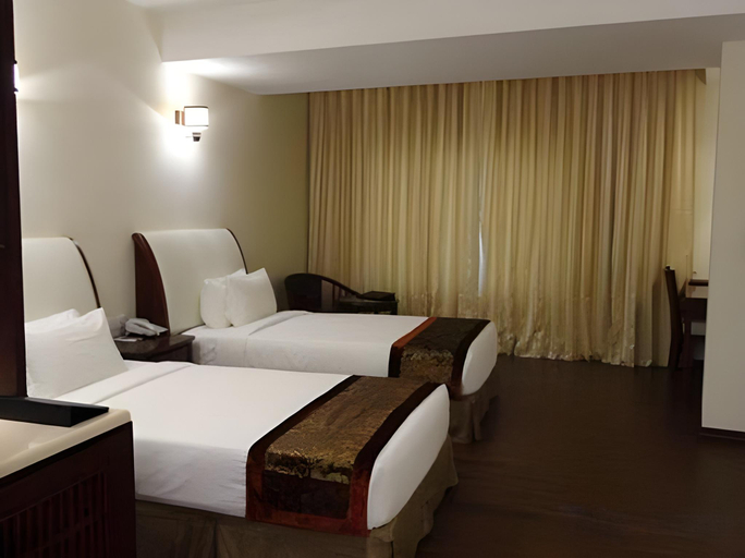 Bedroom 2, The Fern Residency Galaxy Mall, Barddhaman