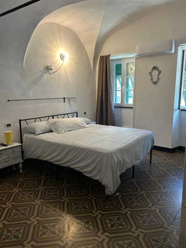 Bedroom 2, Ca Bartolomeo, Savona