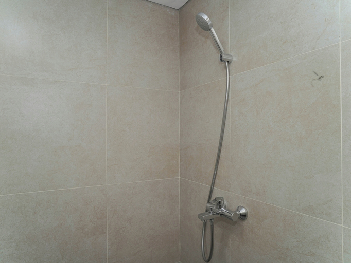 Bathroom 2, Well Designed 2Br Apartment At The Ayoma, Tangerang Selatan