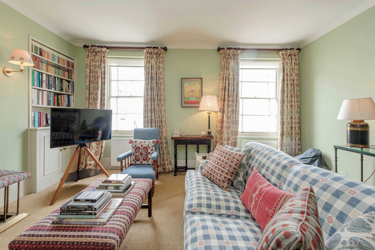 Interior 3, Gorgeous 3 Bedroom Flat - Pimlico, London