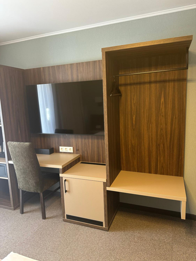 Bedroom 2, Hotel Restaurant Mirena, Recklinghausen