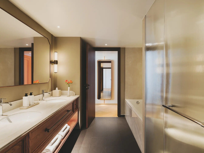 Bathroom 5, Hotel Condes de Barcelona, Barcelona