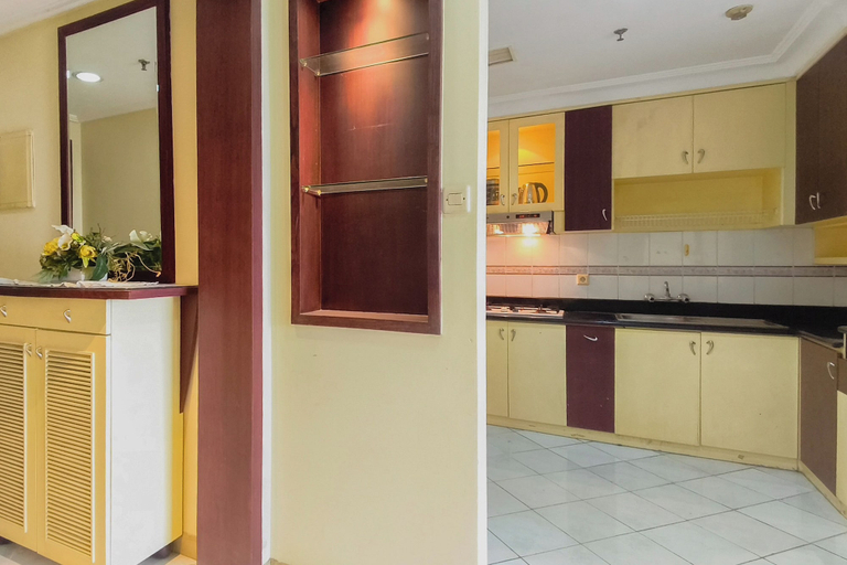 Room 2, Classic And Warm 2Br At Apartment Taman Beverly, Surabaya