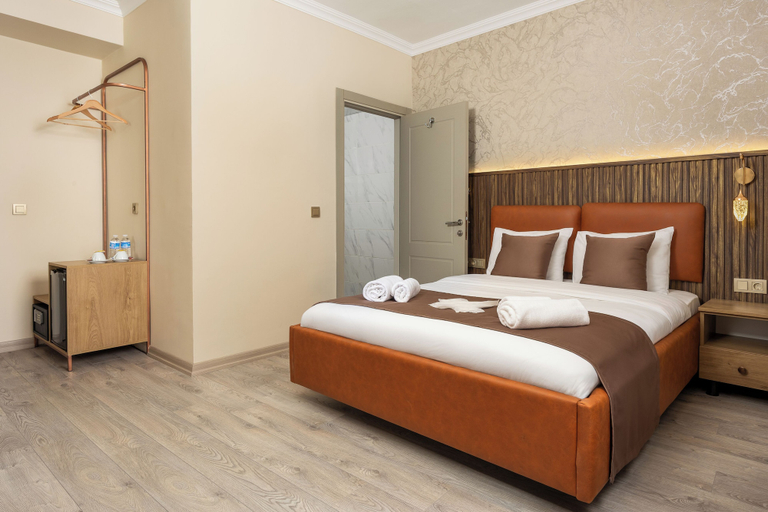 Bedroom 3, Taksim Peradise Hotel, Beyoğlu