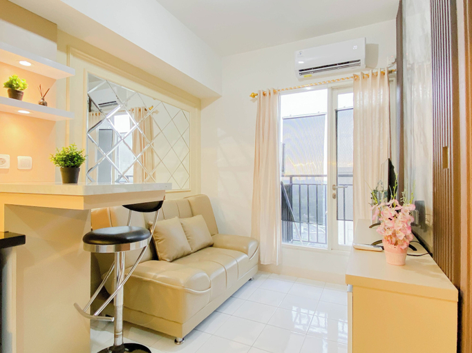 Interior 4, Roomy And Warm 2Br At Apartment Podomoro Golf View, Bogor