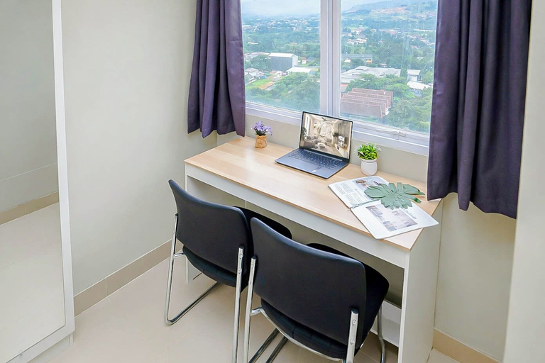 Interior 2, Restful Studio With City View At Royal Sentul Park Apartment, Bogor