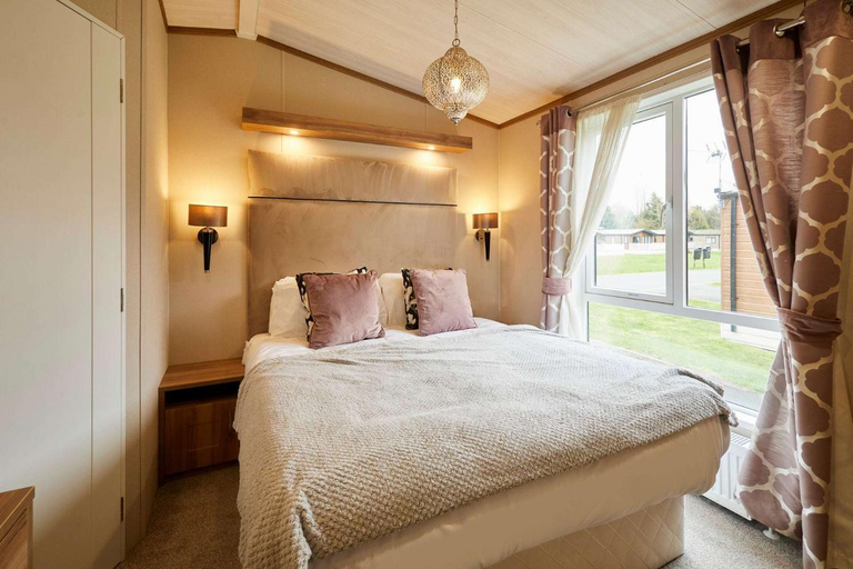 Bedroom 2, Coopers Corner, Lodge with Hot Tub, East Riding of Yorkshire