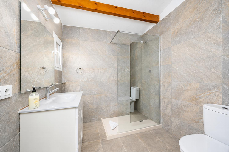 Bathroom 3, Villa Mares, Baleares