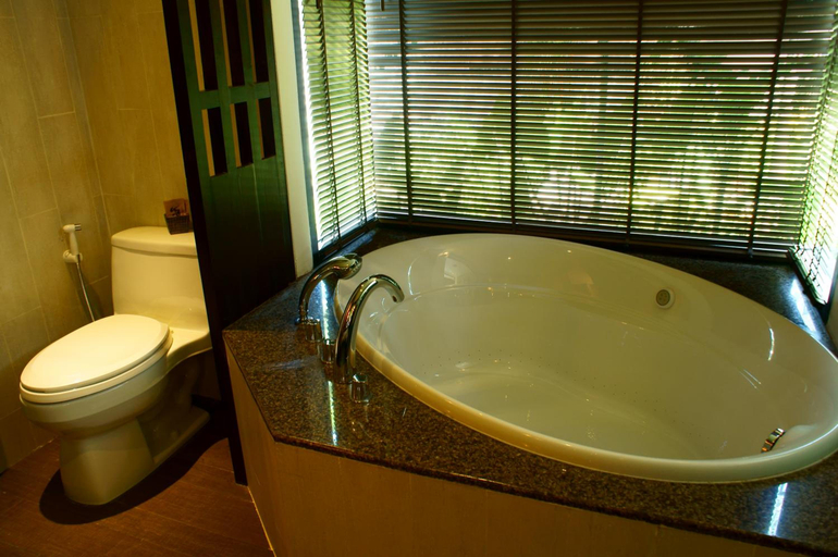 Bathroom 5, The Elements Krabi Resort, Mueang Krabi