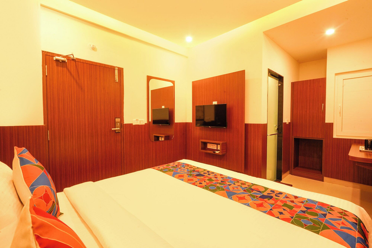 Room 5, Fabhotel Golden Stay Agb Layout, Bangalore