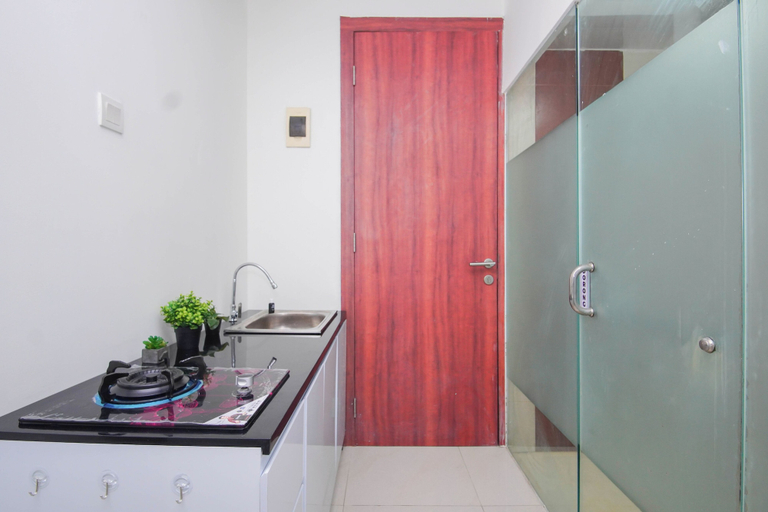 Private kitchen 4, Comfortable And Decent Studio Room At Apartment Saladdin Mansion, Depok