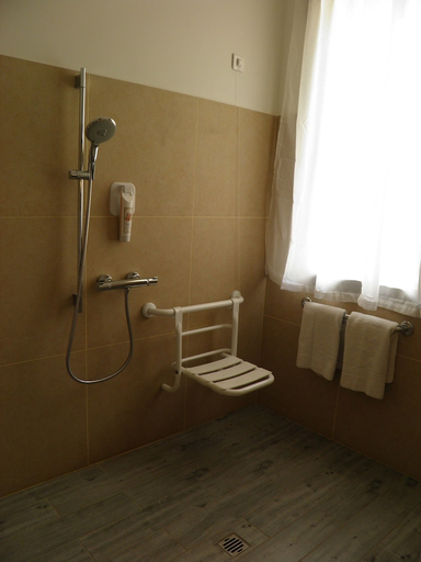 Bathroom, Hotel Irrisor, N'Djamena