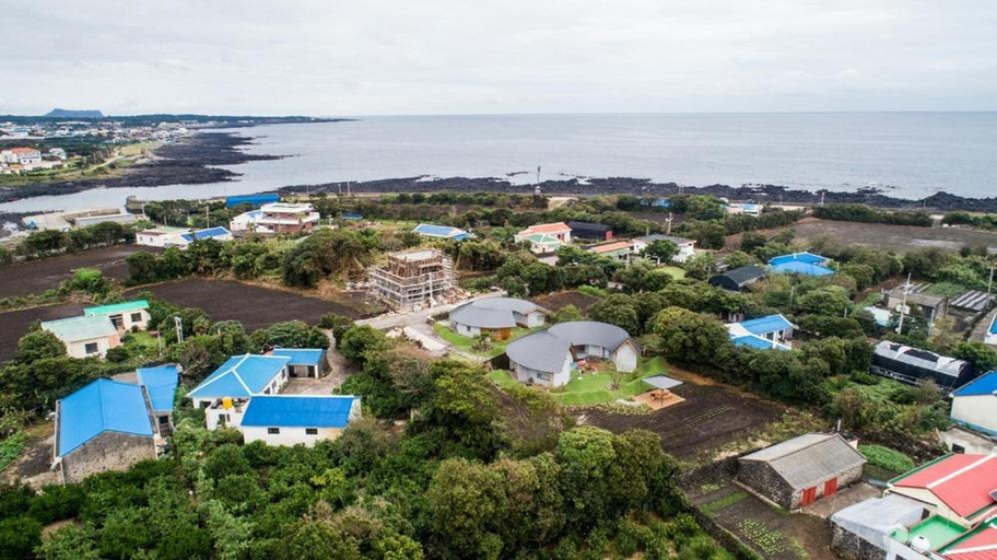 Others 5, jeju seuteisamdaloreum, Seogwipo