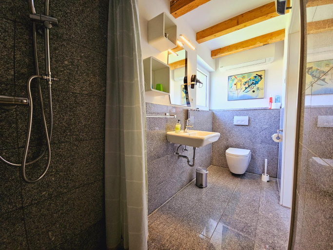 Bathroom, Gesindehaus Charis, Ortenaukreis