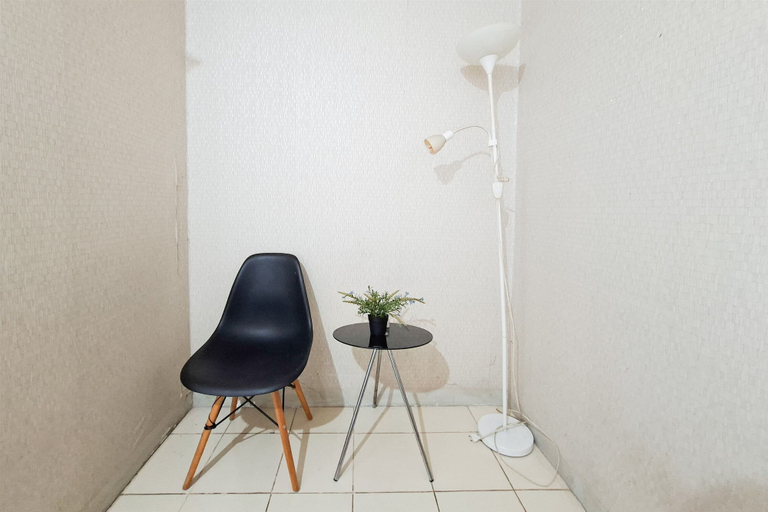 Interior 2, Comfortable Living In 1Br At Serpong Greenview Apartment, Tangerang Selatan