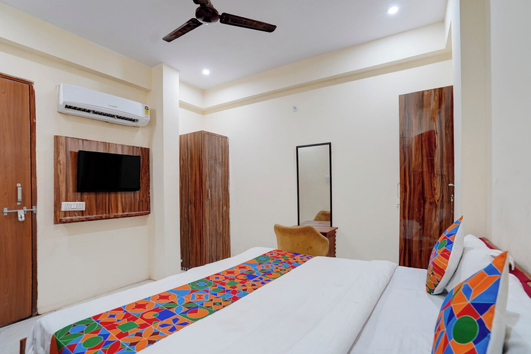 Room 2, Fabhotel Rv, Gautam Buddha Nagar