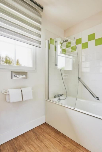 Bathroom 3, Hôtel Spa & Restaurant Les Saules, Somme