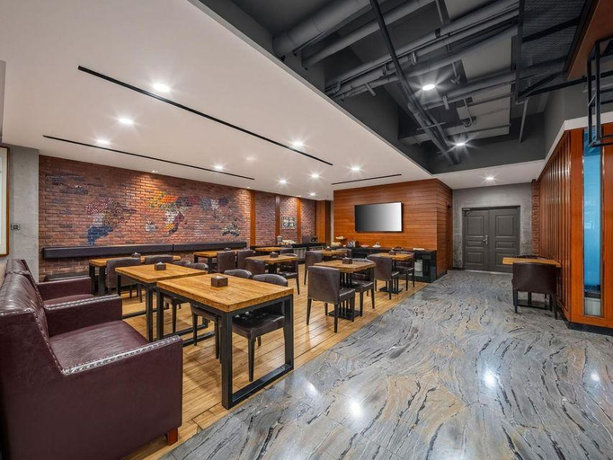 Food & Drinks, James Joyce Coffetel Qinhuangdao Railway Station, Qinhuangdao