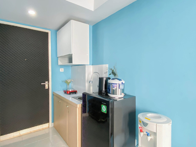Private kitchen 4, Neat Studio With Blue Toned Wall At Dramaga Tower Apartment, Bogor