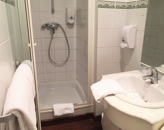Bathroom 3, Hôtel Saint Paul Lyon, Rhône